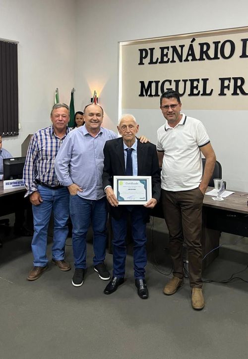 Câmara Municipal de Taquarussu homenageia Senhor Sebastião Perigo com título de cidadão honorário*