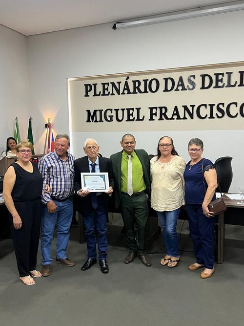 Câmara Municipal de Taquarussu homenageia Senhor Sebastião Perigo com título de cidadão honorário*