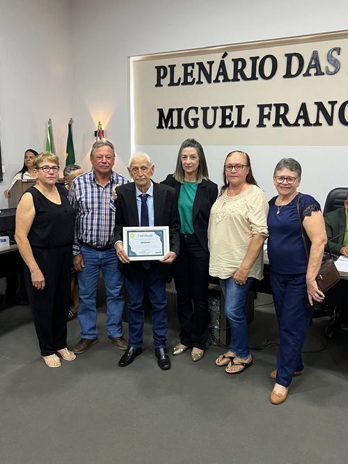 Câmara Municipal de Taquarussu homenageia Senhor Sebastião Perigo com título de cidadão honorário*