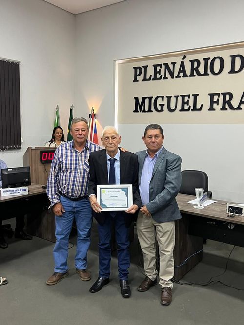 Câmara Municipal de Taquarussu homenageia Senhor Sebastião Perigo com título de cidadão honorário*