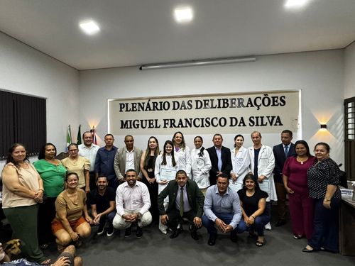MOÇÃO DE AGRADECIMENTOS para as equipes de enfermagem (técnicos de enfermagem e enfermeiros da UBS.